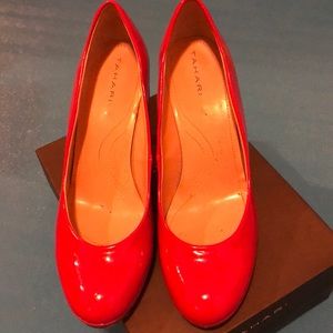Tahari red patent leather pumps